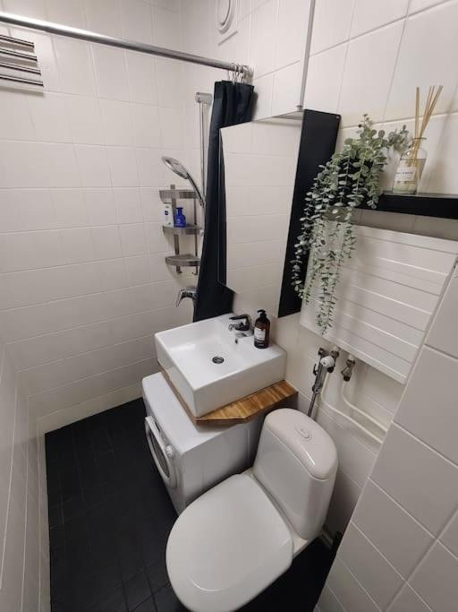 Private Apartment Near Ruissalo, Castle, Harbour - Ac, Free Parking Turku Exterior foto